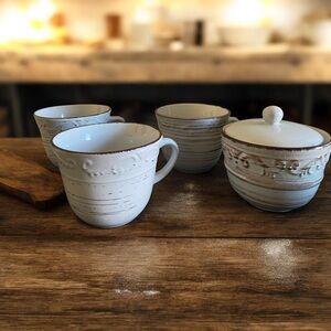 Pfaltzgraff 4 Piece Rustic Trellis White Stoneware 3 Mug and Sugar Bowl Set